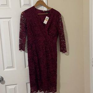 NWT Thalia Sodi dress maroon lace king sleeved S
